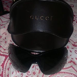 100% Authentic Black Gucci Sunglasses